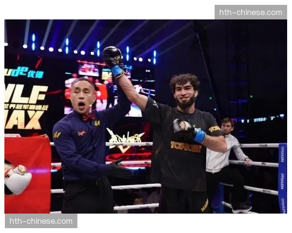 欧阳锋力克安德烈，武林风盛典再展王者本色