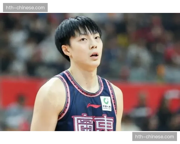 胡明轩命中关键三分，广东主场扳回一城，总决赛1-1